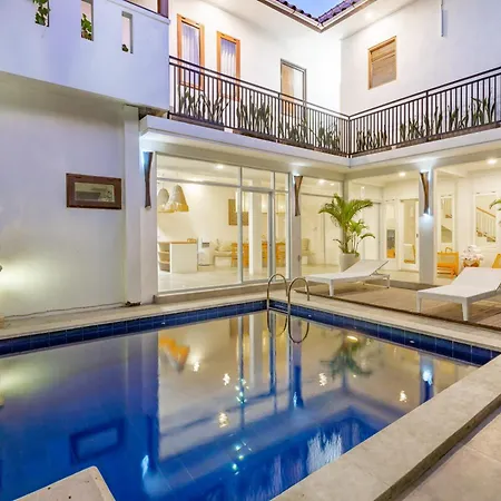Villa Zoya - Canggu 10 Mins Walking To Batu Bolong Beach